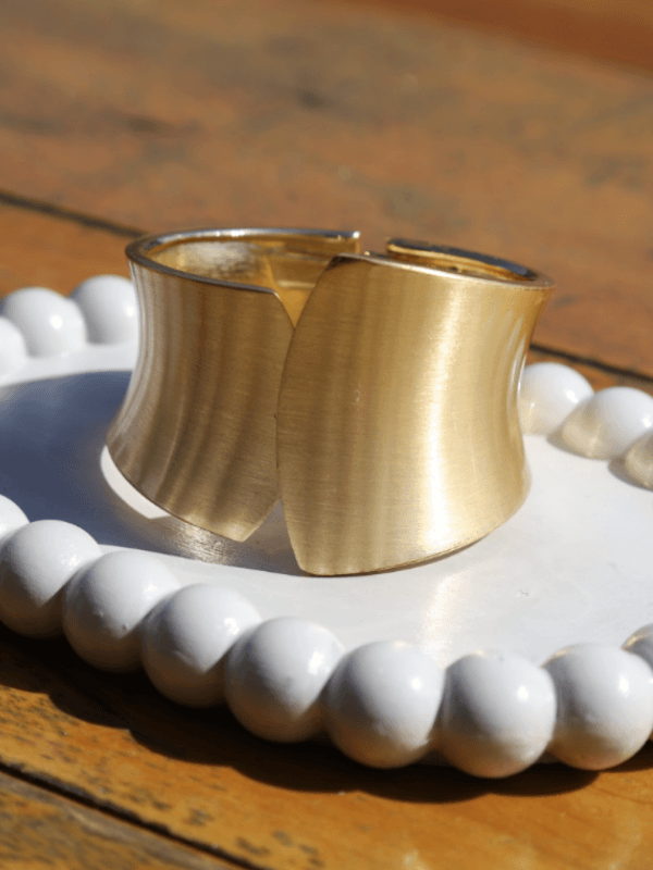 Trevo Brand Bracelete Arc Dourado