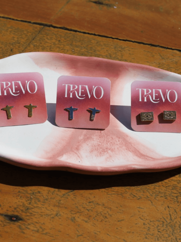 Trevo Brand Brinco BR Dourado